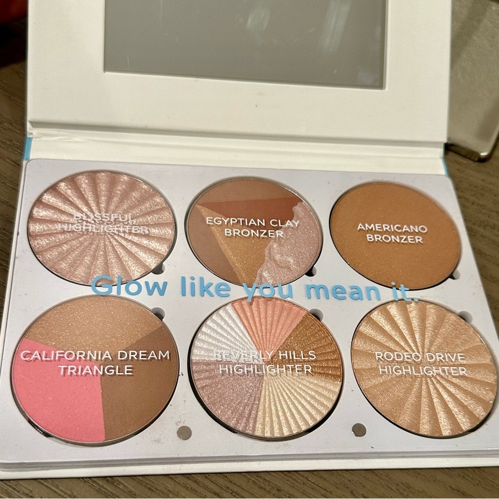 New OFRA Pro Refillable Pallet - On The Glow